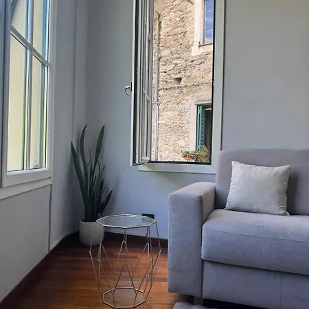 Casa Jolie - Vista Castello Apartment *