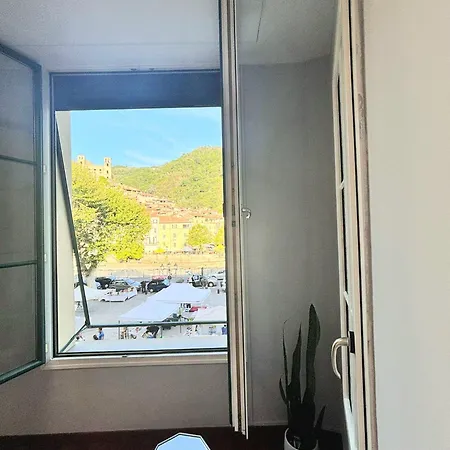 Casa Jolie - Vista Castello Dolceacqua